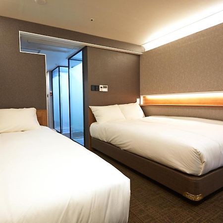 Royal Square Hotel Seoul Bagian luar foto