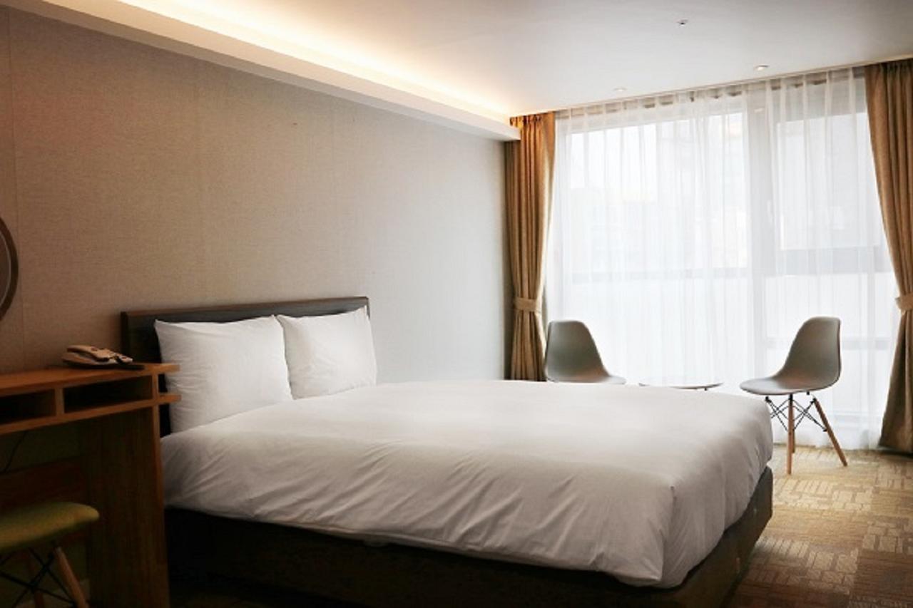 Royal Square Hotel Seoul Bagian luar foto