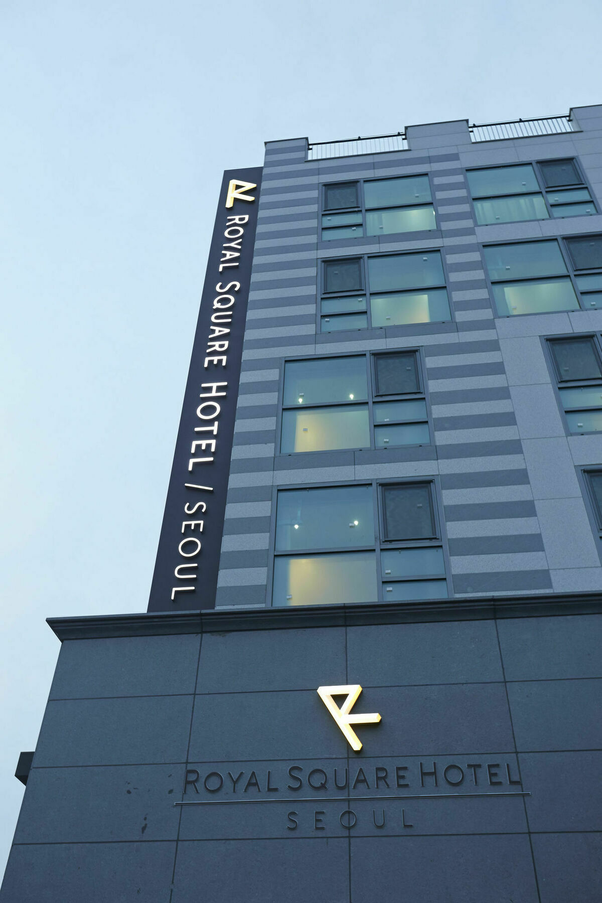 Royal Square Hotel Seoul Bagian luar foto